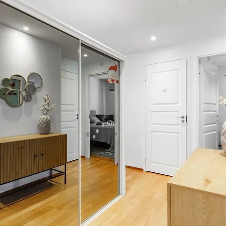 Spacious Nordic With Private Sauna Huoneisto